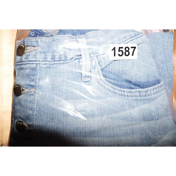 GUESS Light Wash High-Waisted Button-Front Denim Skirt - Size 27 🔹 Vintage Y2K - Picture 16 of 16